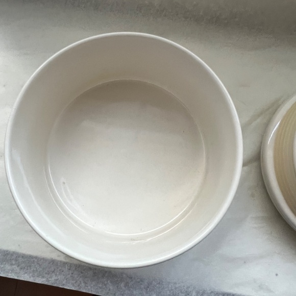 Creative Co Op English Breakfast Tea Round Ceramic Holder with Rubber Seal NWOT - Picture 4 of 10